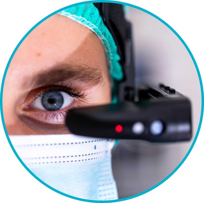 Icon of surgeon wearing smart glasses
